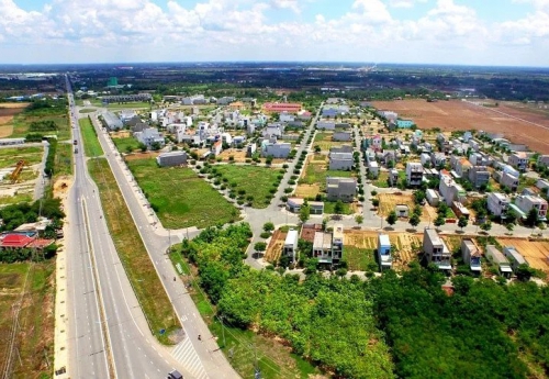 Nên mua đất nền Bình Chánh hay đất nền Long An ở thời điểm này?